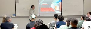 Unilog Express apresenta programa de trainee para alunos da UCL